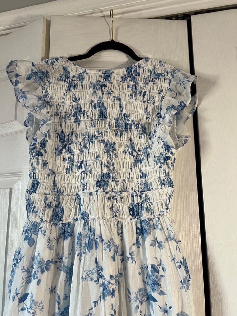 Joie White Maxi Dress with Blue Floral Print - Picture 11 of 12